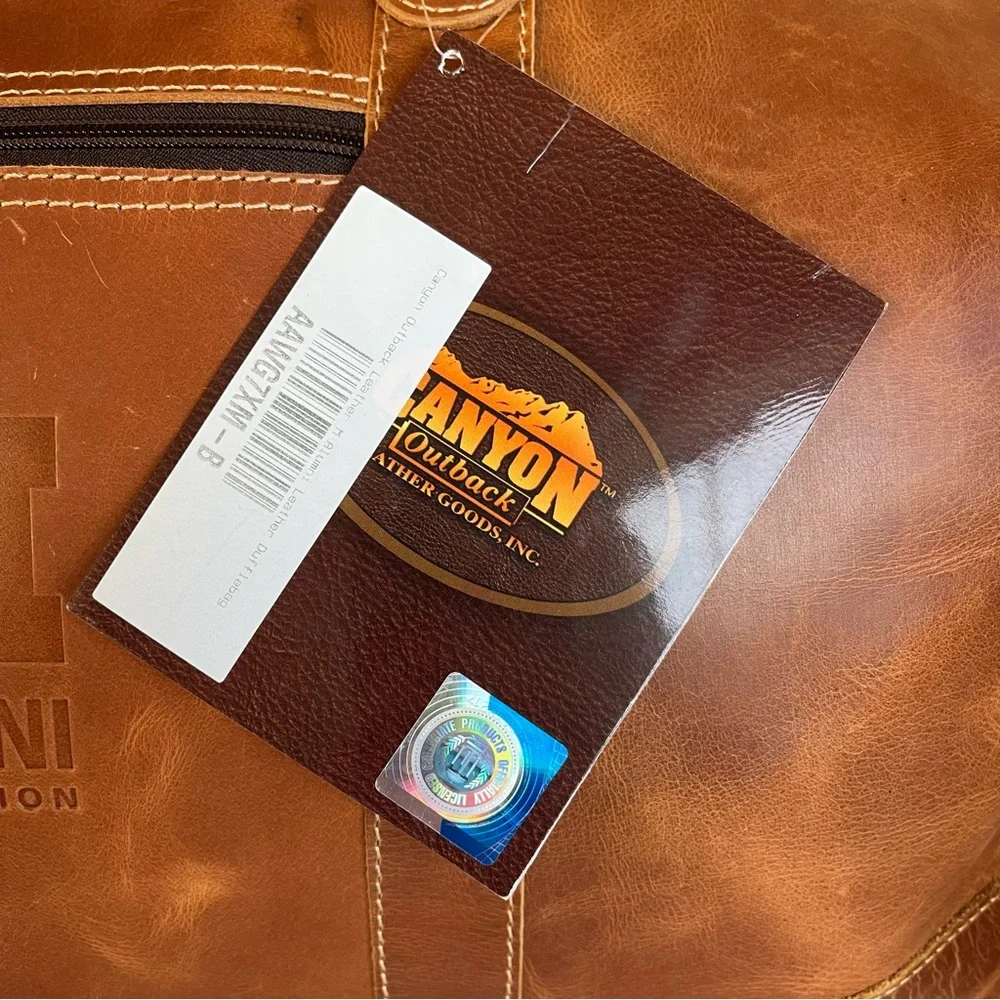 Canyon Outback Leather Michigan Alumni Boulder Canyon New Leather Duffel Bag -